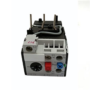 SIEMENS THERMAL OVERLODE RELAY-3UA5800-2DZ1-20A........32A- Overlode relay- 3TF46/47/48/49