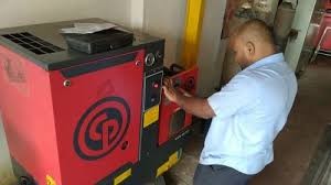 CP screw air compressor servicing