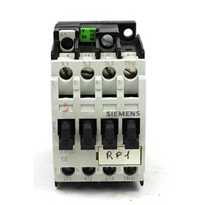 SIEMENS MAGNETIC CONTACTOR  3TF3001-0AF0 -4KW- 9A(AC3)- 3P- 0NO+1NC-110V AC-S0