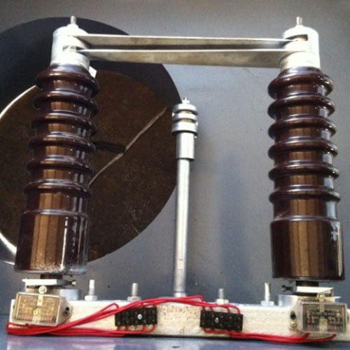 High-voltage DC isolation switch, isolation knife switch, electric dust removal isolation switch GN3-120/3-1S type